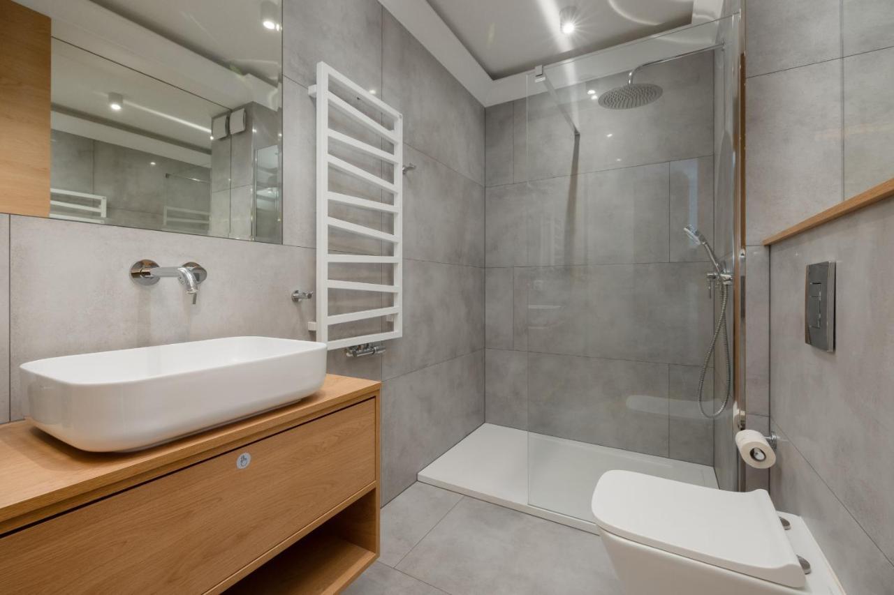 Apartament Z Tarasem W Centrum Swinoujscia By Noclegi Renters Свиноуйсьце Экстерьер фото