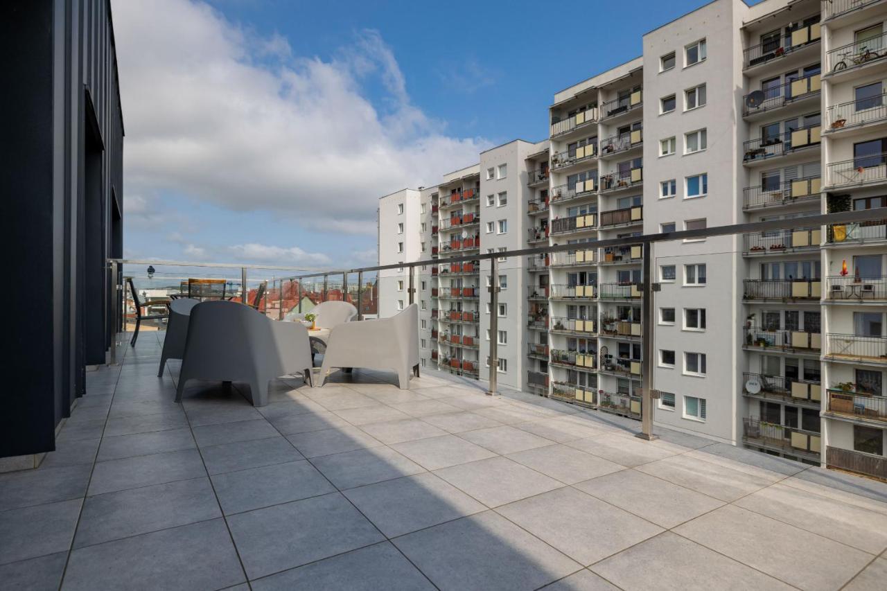 Apartament Z Tarasem W Centrum Swinoujscia By Noclegi Renters Свиноуйсьце Экстерьер фото